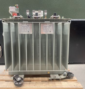 Transfo 100 KVA 10600 V Schneider